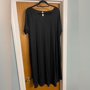 NWOT- Zenana Black Dress